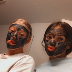 Meet your Posher, Emery